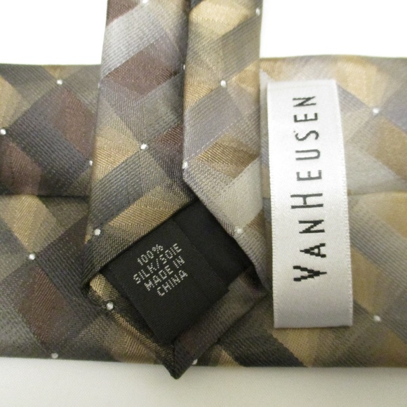 SILK TIE - NWOT - Picture 4 of 4